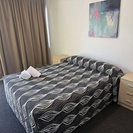 Manning River Motel 塔里 外观 照片